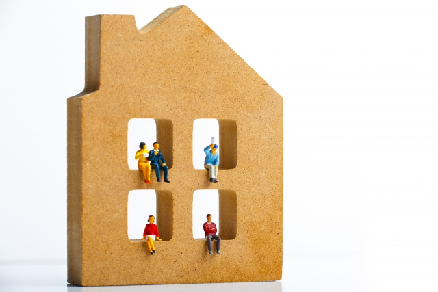 住宅ローンの借り入れ金額は年収の何倍まで？
